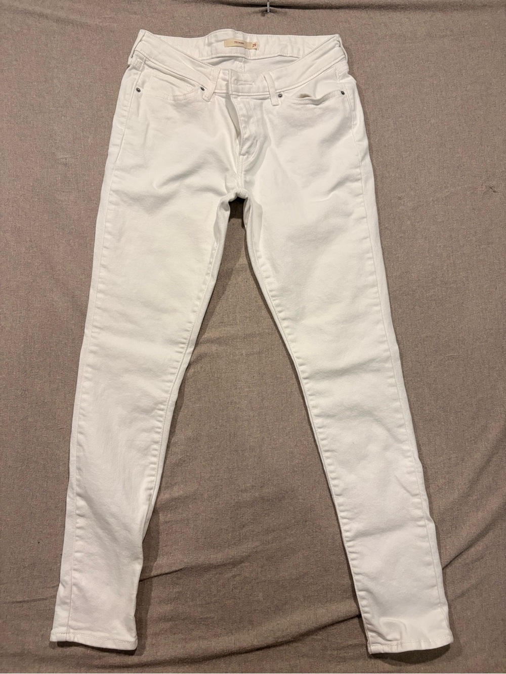 Vintage 711 Levi's Women's White Skinny Jeans Size 29/30